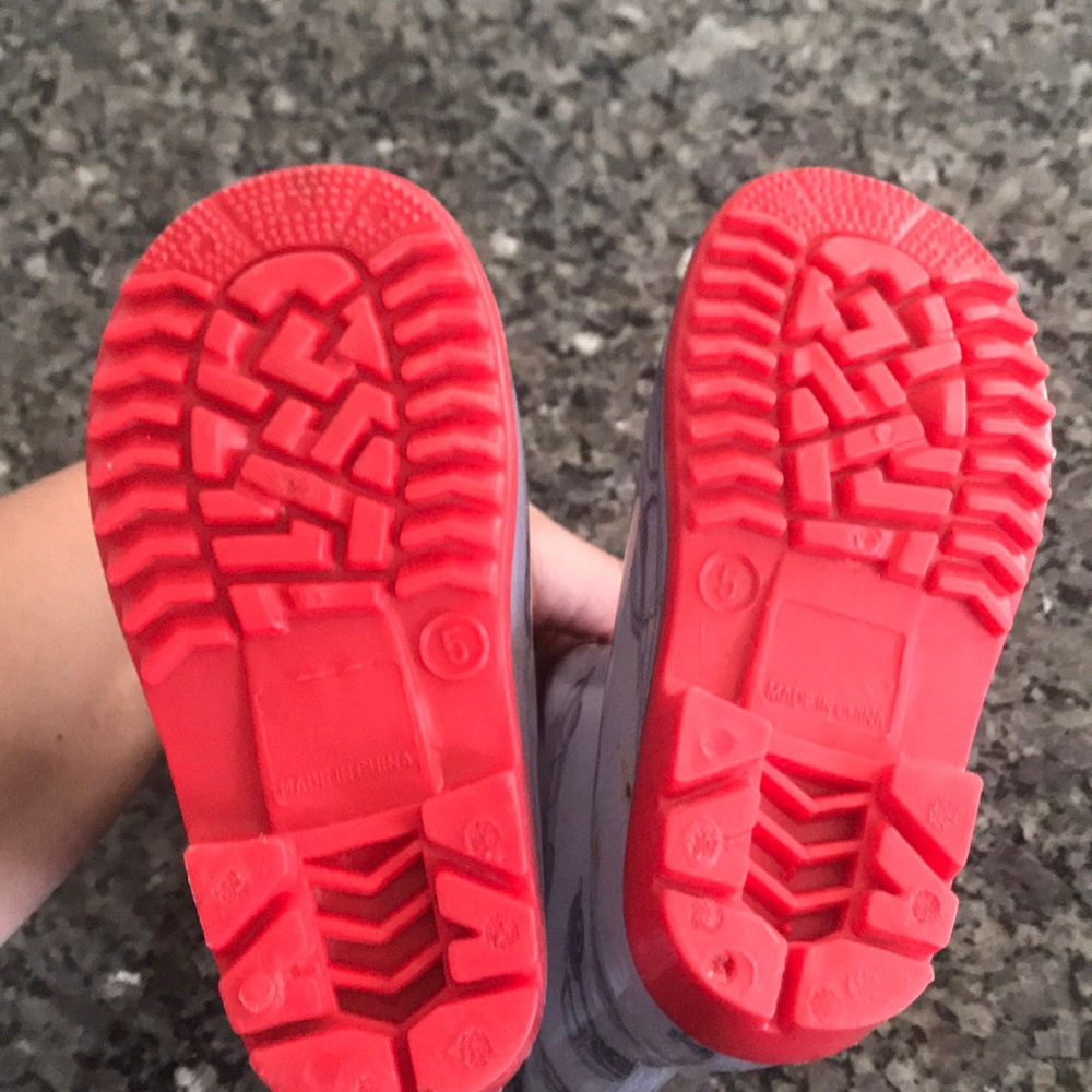 Toddler Disney rainboots - Picture 3 of 5